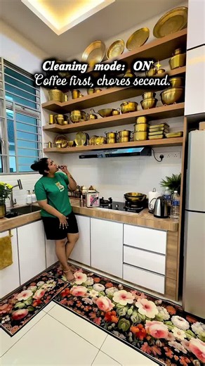 Clean House, Clear Mind: Simple Steps for a Happy Home