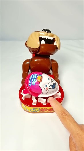 🍬 🍭 Satisfying Video | Beware! Sanrio Egg Surprise toy for this sleeping mad dog ASMR #asmr
