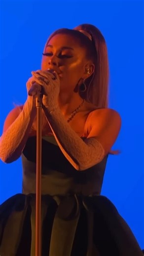 @arianasvidss | Ariana Grande Performing ‘Imagine’ At The Grammys, 2020 #arianagrande #ariana #grande #thankunext #tun #sweetener #singing #sweetenerworldtour | Instagram