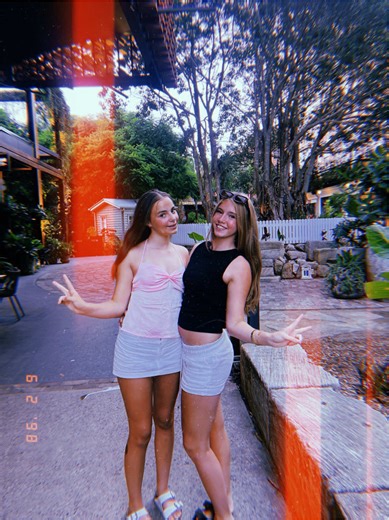 Not main worthy but gaf#leahs#dorisgetyiurhandoutofhere