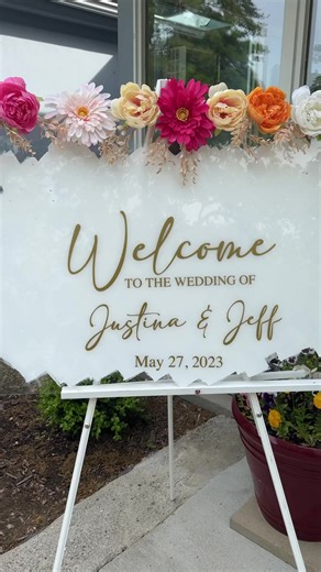 1.6K views | A flamingo themed wedding! So honored to be part of this fun-filled celebration. Justina and Jeff know how to throw a party! 囹囹囹#killerflamingos #AnnArborWedding #PartyBand #summerweddings | Killer Flamingos | Facebook