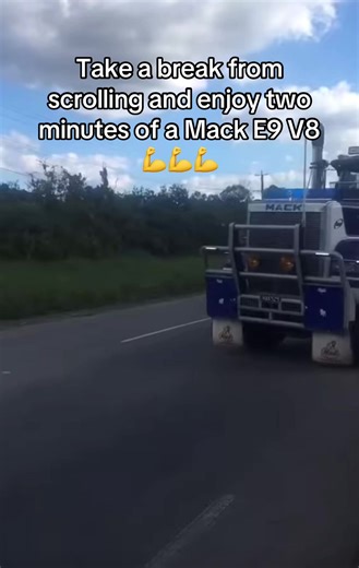 Mack E9 V8: Potencia y Rendimiento en Camiones