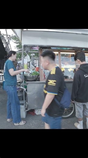 ถนนคนเดินหลังมหาวิทยาลัยเชียงใหม่ | เที่ยวทุกเดือน EP.14