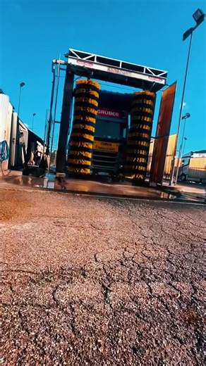 #caterinca🤣😂😂 #gruberlogistics #viral #tik_tok #Romania @Gruber-logistics