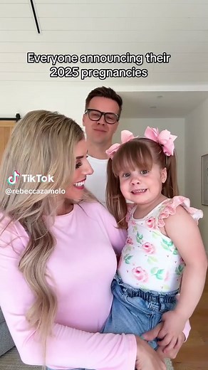 I guess it’s my turn 💗💙 | rebecca zamolo