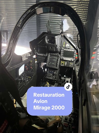 Restauration d'une cellule d'avion Mirage 2000