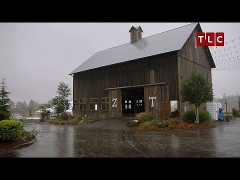 Rainy Wedding Day | Little People, Big World