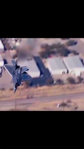 Incredible Maneuver of F-22 🤯🤯 #shortvideo #military