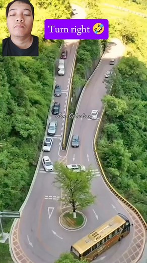 Turning to the rights way 😱🤣 #everyone #reelsvideo #reelsfb | Jeson Cabudsan