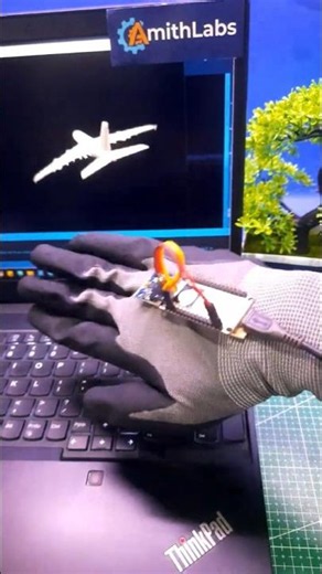 I Controlled a 3D Airplane With My Hand 😳✈️