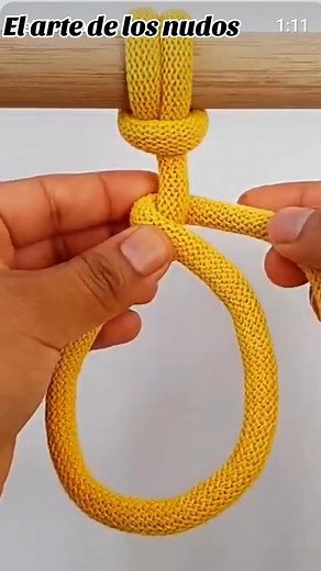 "Descubre el Arte del Macramé y Transforma Hilos en Piezas Únicas" ¿Te apasiona el diseño artesanal? ¡Este curso de macramé es para ti! Aprende desde cero los nudos básicos y técnicas avanzadas para crear impresionantes tapices, colgantes y accesorios únicos. ✨ ¿Por qué elegir nuestro curso? Clases prácticas y dinámicas, paso a paso. Acceso a materiales descargables y guías detalladas. Comunidad creativa para compartir y crecer juntos. ¡Crea piezas únicas que reflejen tu estilo! No necesitas exp