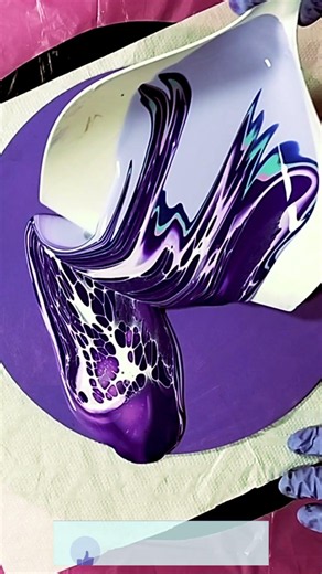 Dustpan MAGIC Trick! Easy Pouring! #painting #fluidart #satisfying