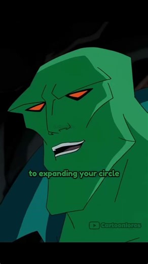 Batman Gets Visited By Aliens || #dc #dccomics #shorts #batman #superman #youtubeshorts