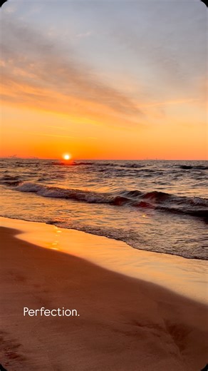 A beautiful sunset in Ogden Dunes. #digthedunes #lakemichigan | Dig the dunes