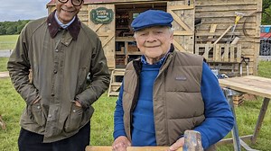 David Jason fans thrilled as he returns to TV and drops famous catchphrase