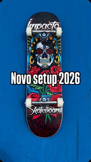 Matheus Just • Skatista on Instagram: "Momento de paz, novo setup 2026 🔥 @skatedosonhos x @impactosk8 Eu montei meu skate usando peças nacionais, pra fortalecer as marcas Brasileiras, vamos usar os nossos produtos para que continuem evoluindo e devolvendo pro skate BR 🇧🇷 Setup: Truck essencia 149 Roda Viva 53mm Rolamento Core Lixa Visible Parafusos e amortecedor cônico Independent Shape maple canadense 8.2 da @impactosk8 Todas essas peças você encontra na @skatedosonhos a melhor skateshop onl