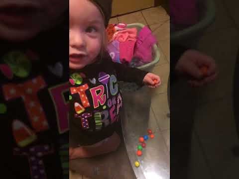 M&M Colors and Pooping With Chloe