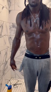 😅How to clean a pitbull 🐶 I finally did a decent job💪🏿💯 #pitbull #dog #dogwash #wash #cleanung #shower #fyp #fypviral #watchthis #shortvideo #video #kingzaythatruth #wet #soaked | KingZay ThaTruth