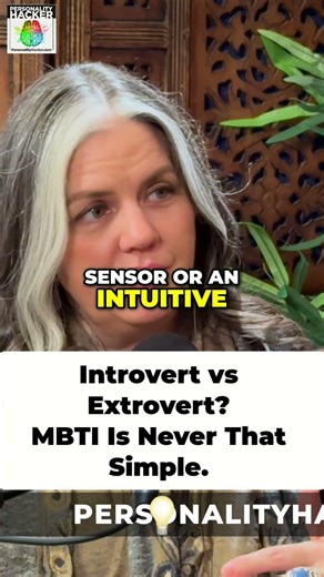 Introvert vs Extrovert - The Dichotomy Misconception | PersonalityHacker.com