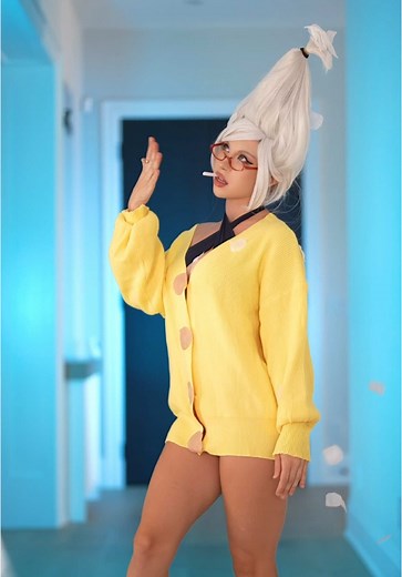 Best Granny Cosplay Transition | Anime Dandadan Outfits