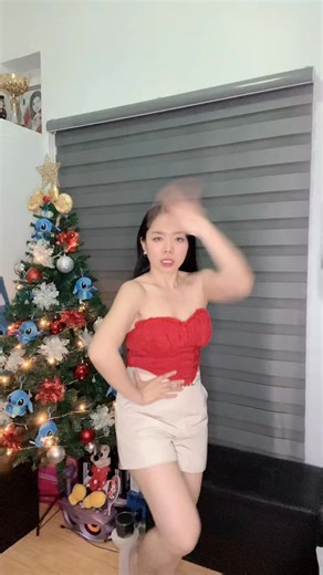CheChe Tolentino on Instagram: "Mga Latina labas 🤭 Merry Christmas to all 🤗"