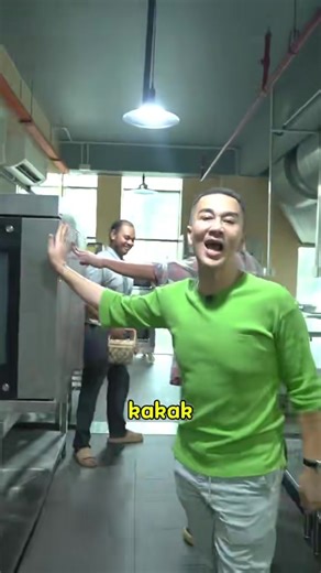 Terima kasih sahabat saya @Karl Shafek Ibrahim & his media team yang sudi melawat tengok our Facilities di @Rich Talents Int’l College tiga hari lepas. #TVETMadani #kitchentour #kitchenlife #trainingkitchen #TVETKulinari @Smeg