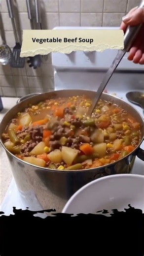 Classic Vegetable Beef Soup 🥩🥕🥣