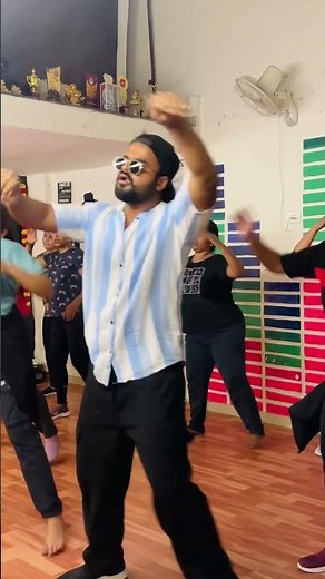 Zinghaat Marathi song | Zumba | fitness | dance #zingaat #marathisong
