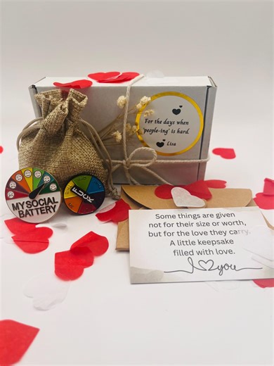 Interactive Social Battery Pin Gift Set - Personalized Introvert Keepsake Box - Mental Health Support Gift - Funny Enamel Pin Set for Friend - Etsy