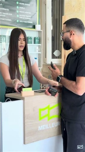 The boss comes into the shop to buy an iPhone 13 Pro Max for €320 😱🤯 #bordeaux #dbc