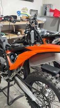 Dual Sport customization 🤯 #dirtbike #motorcycle #offroadmotorcycle #ktm #dualsport