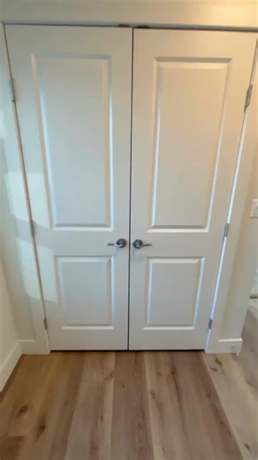 Step inside this stunning home transformed by BellaHouse! ✨ Every detail reflects our passion for flawless renovations—where luxury meets functionality. See how we redefine living spaces! 🏡 #BellaHouseRenovations #HomeTransformation #LuxuryRemodel #DreamSpaces