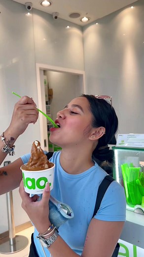 Experience Llao Llao in Singapore: Biscoff Delights Await!