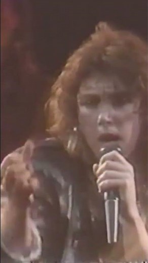 Laura Branigan — Hold Me