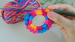 125K views · 1.9K reactions | Easy DIY Crochet Hair Ties | Crochet & Crafts Therapy | Facebook