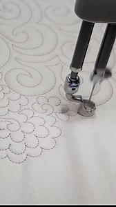 9.9K views · 495 reactions | The flower meander is fun to quilt and it has such a gorgeous texture! #fmqchallenge #quiltingismytherapy | Machine Quilting by Angela | Facebook