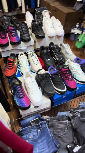 Vidéos de BCBG STYLE BEJAIA ( Hommes ) (@bcbg.style.bejaia) avec son original - BCBG STYLE BEJAIA ( Hommes )