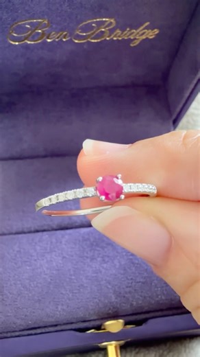 Beautiful ruby ring from Ben Bridge! ❤️💎 #BenBridge #Ruby #RubyRing #Jewelry #FineJewelry