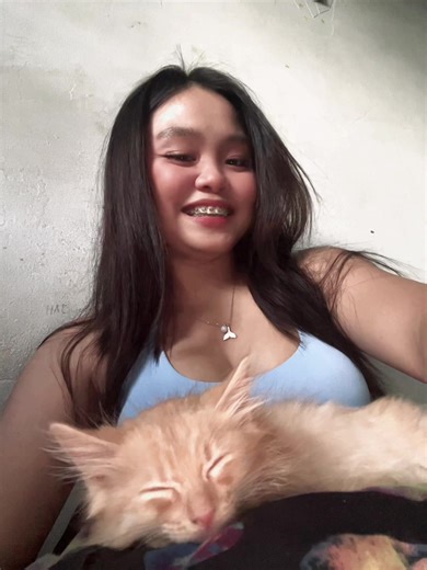 serena🫧🐚 (@serena_a03)’s videos with Red Ferrari - Liza Soberano