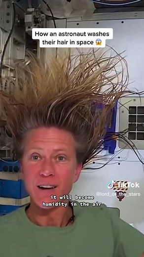 How an Astronaut Washes their Hair in Space