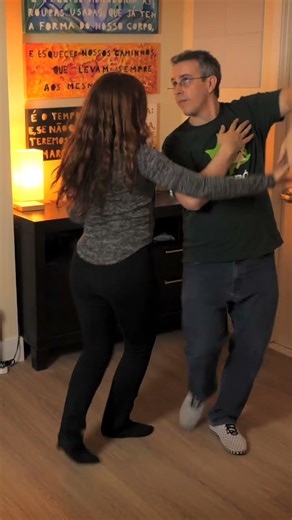 Xote Dance by Alice Rodrigues and Rafael in USA - Dancing Forró to “Tua Fulô” (Trio Macaíba)