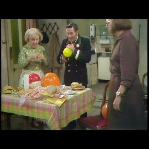On the Buses Bloopers: The Kids Outing