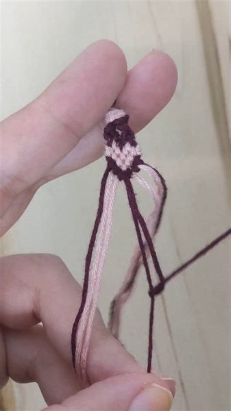 1.5K views | Make this heart-patterned friendship bracelet for you and your friends! Get the full tutorial here: https://www.momsandcrafters.com/heart-patterned-friendship-bracelets/ #friendshipbracelets #diybracelets #heartpattern #heartbracelet #diyfriendshipbracelet #braceletpattern #holidayjewlery #holidaycrafts #diycrafts | Moms & Crafters | Facebook