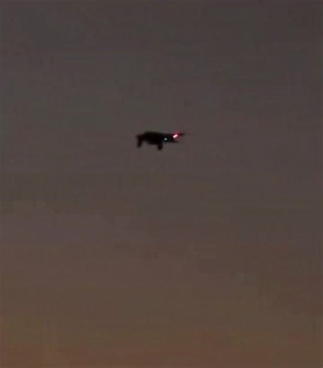 Ghost_air_force on Instagram‎: ". یک پهپاد نظارتی رادارگریز RQ-170 «سنتینل» نیروی هوایی ایالات متحده، صبح امروز در حال بازگشت به ایستگاه دریایی روزولت در شرق پورتوریکو مشاهده شد."‎