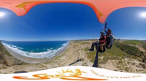 Soar like a falcon over the Pacific Ocean at Torrey Pines Gliderport. Make sure to look around in this interactive 360 video. | Visit San Diego