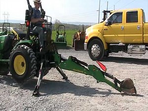 John Deere 2520 Tractor Loader Backhoe