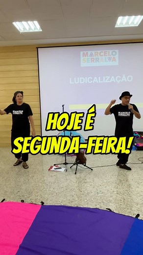 34K views · 4.3K reactions | Hoje é segunda-feira! Mais uma chance de correr atrás dos seus sonhos e propósitos, já pensou nisso! Então bota um sorriso no rosto e simbora, porque os boletos nos esperam!  #marceloserralva #segundou #segundafeira #ludicalização | Marcelo Serralva | Facebook