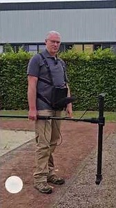 📍After a 3D Ground Scan, the Pinpointer Mode helps you precisely locate the target before excavation