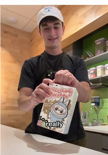 Working at Bubbles in Paradise: Employee Experience