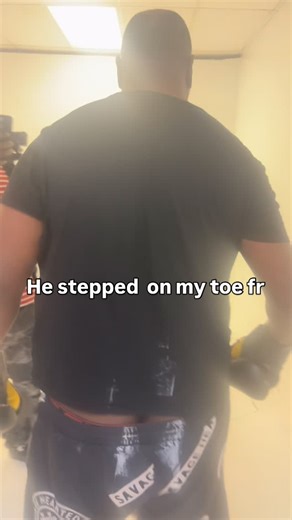 MONEY MAKING SHIC | Fuhhed up my uggs 😂😂🥴🥴 @itsboskilive 🗣️NOVEMBER 22 central station where it goes down | Instagram